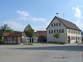 Dorfplatz Altsteusslingen Sommer